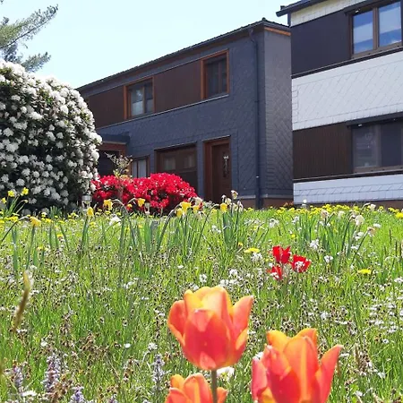Apartment Mit Gartenterrasse *