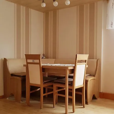 Apartment Mit Gartenterrasse